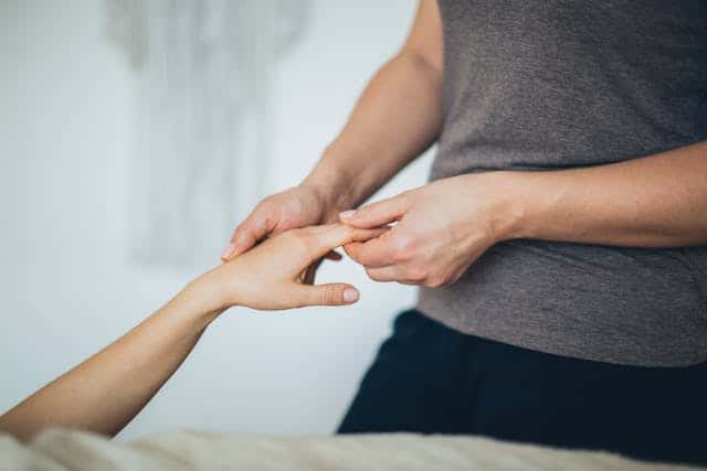 Soins à domicile Capbreton Landes, accompagnement personnalisé pour le bien-être et l'autonomie.